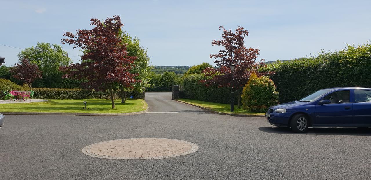 Dergfield House Panzió Ballybofey Kültér fotó